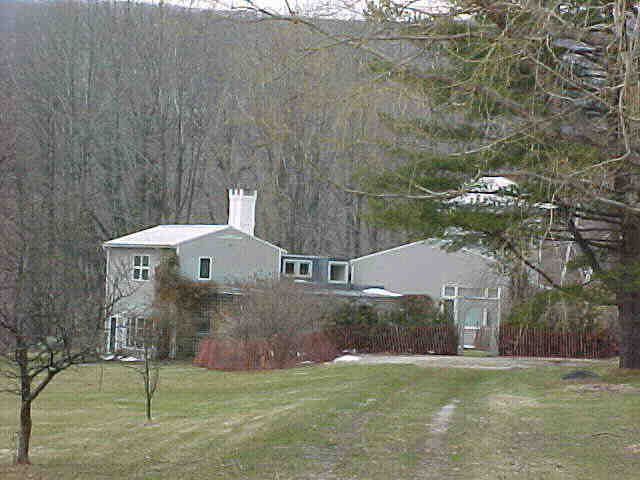 Building photograph for 96 BUNKER HILL ROAD